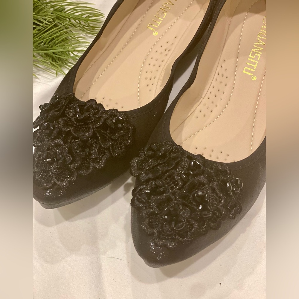 Ballet Flats - Picture 7 of 10